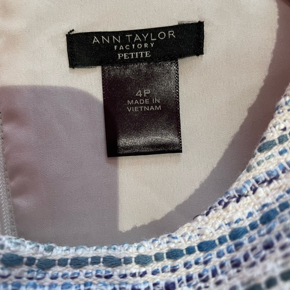 Ann Taylor Tweed Dress Size 4P - Picture 5 of 5
